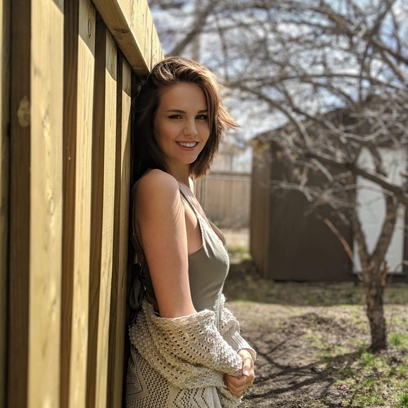 Meet your Posher, Presley - Picture 1 of 1